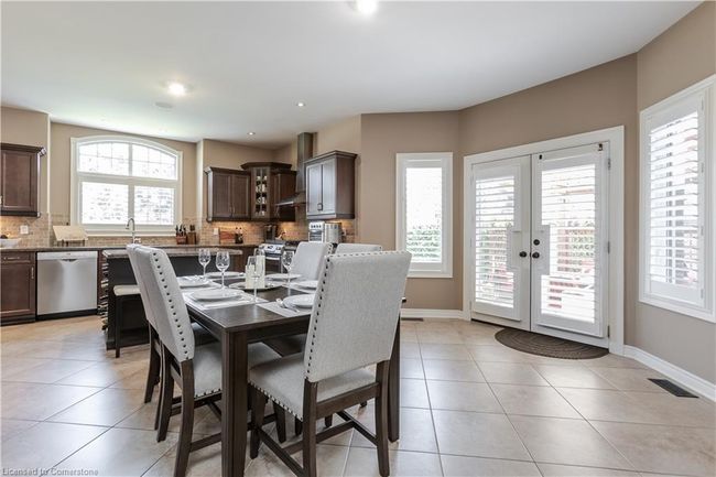 264 Dorchester Dr, House other with 5 bedrooms, 4 bathrooms and 4 parking in Grimsby ON | Image 14