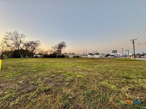 1601 N Navarro Street, Victoria, TX, 77901 | Card Image