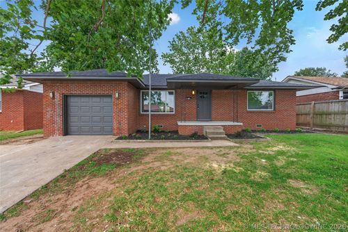 421 S 76th East Avenue, Tulsa, OK, 74112 | Card Image