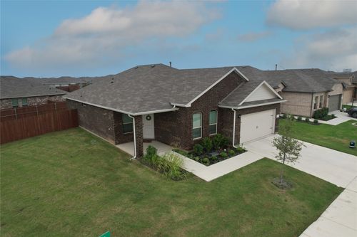 5201 Petal Meadows Dr, Fort Worth, TX, 76179-3162 | Card Image