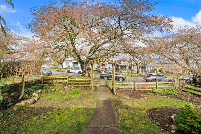 3114 Graveley St, House other with 4 bedrooms, 2 bathrooms and 1 parking in Vancouver BC | Image 4