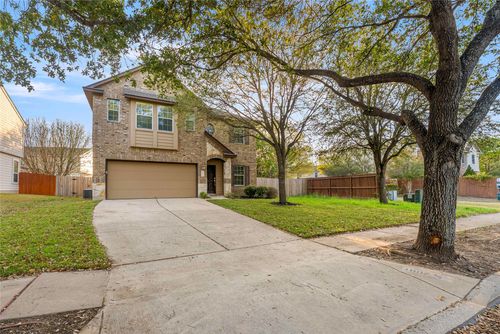 1007 Hometown Pkwy, Kyle, TX, 78640-5715 | Card Image