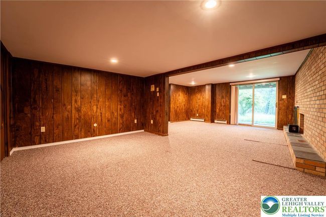 1 Circle Dr, House other with 4 bedrooms, 3 bathrooms and null parking in Hazleton PA | Image 33