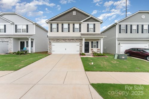 63-4037 Stoneygreen Ln, Charlotte, NC, 28215-7083 | Card Image