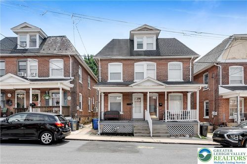 46 W Saucon St, HELLERTOWN, PA, 18055-1731 | Card Image