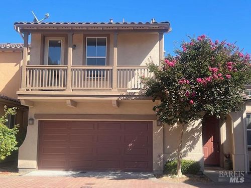 105 San Gabriel Ct, San Pablo, CA, 94806-5053 | Card Image