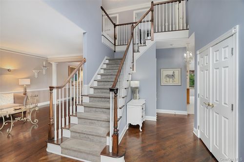 3 Woolen Ct, North Salem, NY, 10560-3417 | Card Image