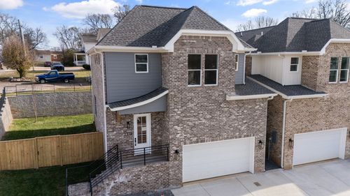 2314 18th Ave N, Nashville, TN, 37208-1117 | Card Image