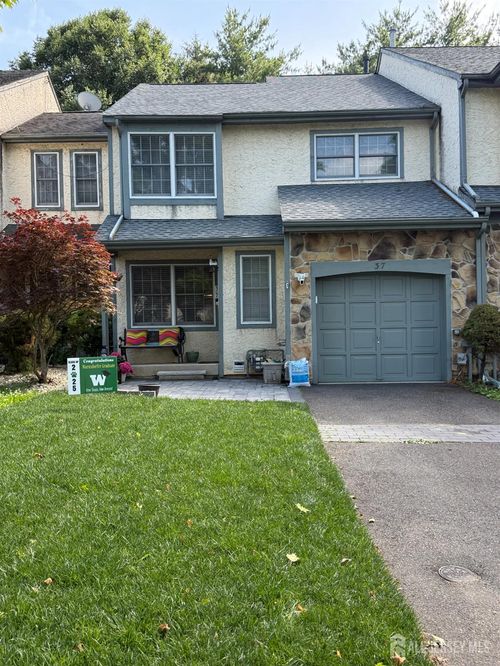 37 Dorchester Dr, East Brunswick, NJ, 08816-5206 | Card Image