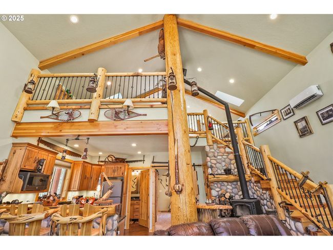 123604 Muttonchop St, House other with 1 bedrooms, 1 bathrooms and 2 parking in Crescent Lake OR | Image 17