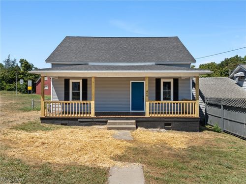 406 S Chestnut St, Barnesville, OH, 43713-1512 | Card Image
