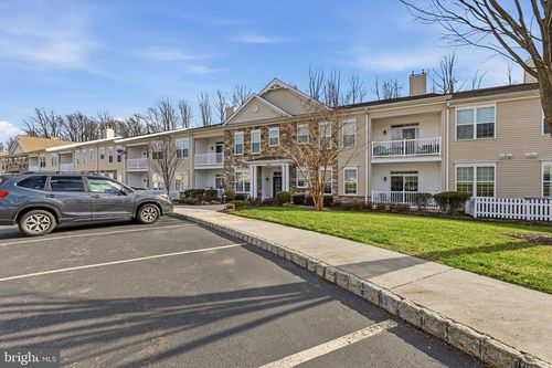 5217 Poplar St, GARNET VALLEY, PA, 19060-6839 | Card Image