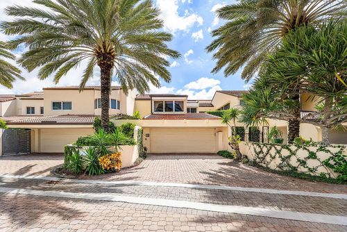 13-13 Sloans Curve Dr, Palm Beach, FL, 33480-5215 | Card Image