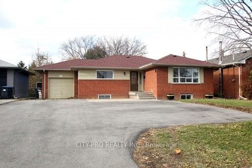 1925 Britannia Rd W, Mississauga, ON, L5M1P4 | Card Image