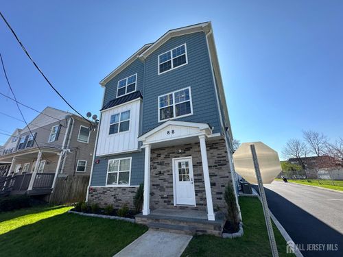5-88 Louis St, New Brunswick, NJ, 08901-2254 | Card Image