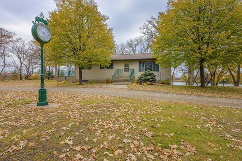 6854 58th Ave Se, Willmar, MN, 56201-9632 | Card Image