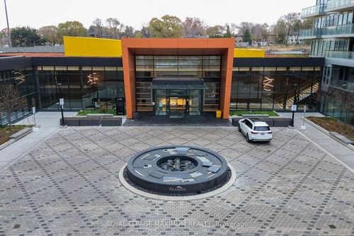 502-95 Mcmahon Dr, North York, ON, M2K0H2 | Card Image