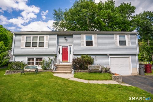 39 Harlow Ct, Naugatuck, CT, 06770-2344 | Card Image