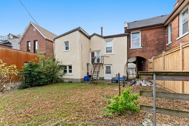 247 Queen St, Home with 5 bedrooms, 2 bathrooms and null parking in Kingston ON | Image 28