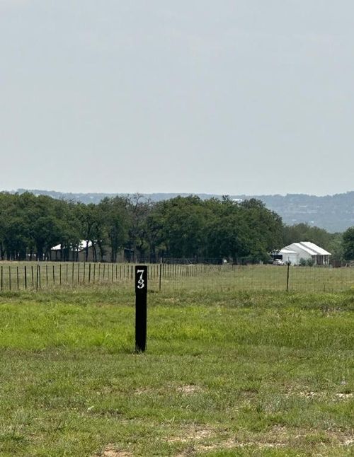 227 Interlaken St, Fredericksburg, TX, 78624-3886 | Card Image