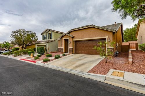 10729 Pearl River Ave, Las Vegas, NV, 89166-6012 | Card Image