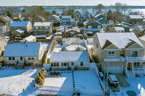 599 Parker Ave, Brick, NJ, 08724-4852 | Card Image