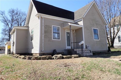 318 E Ohio St, Clinton, MO, 64735-2254 | Card Image