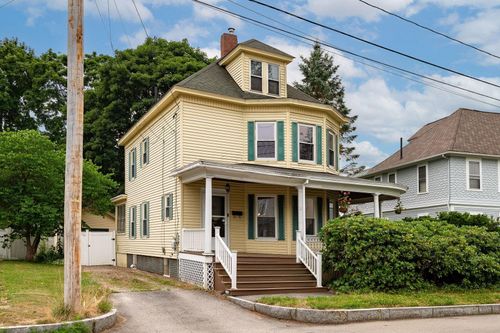 3 May St, Rochester, NH, 03867-3402 | Card Image