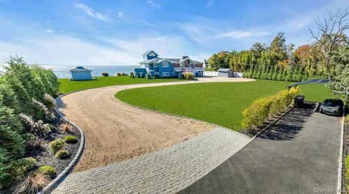 270 Edgewater Ave, Bayport, NY, 11705-2150 | Card Image