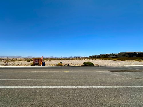 1702 Goldrush Rd, Bullhead City, AZ, 86442 | Card Image