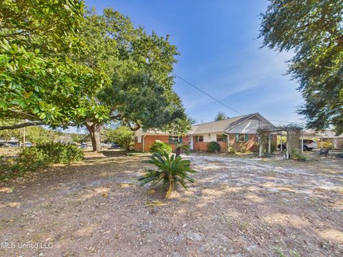 2500 Demaret Dr, Gulfport, MS, 39507-2806 | Card Image