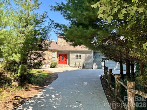 1228 Ugugu Dr, Brevard, NC, 28712-6441 | Card Image