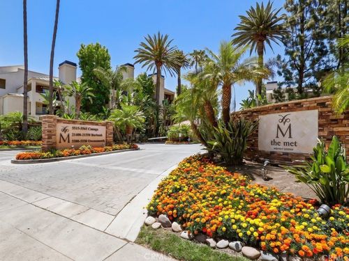 306-5540 Owensmouth Ave, Woodland Hills, CA, 91367-7031 | Card Image