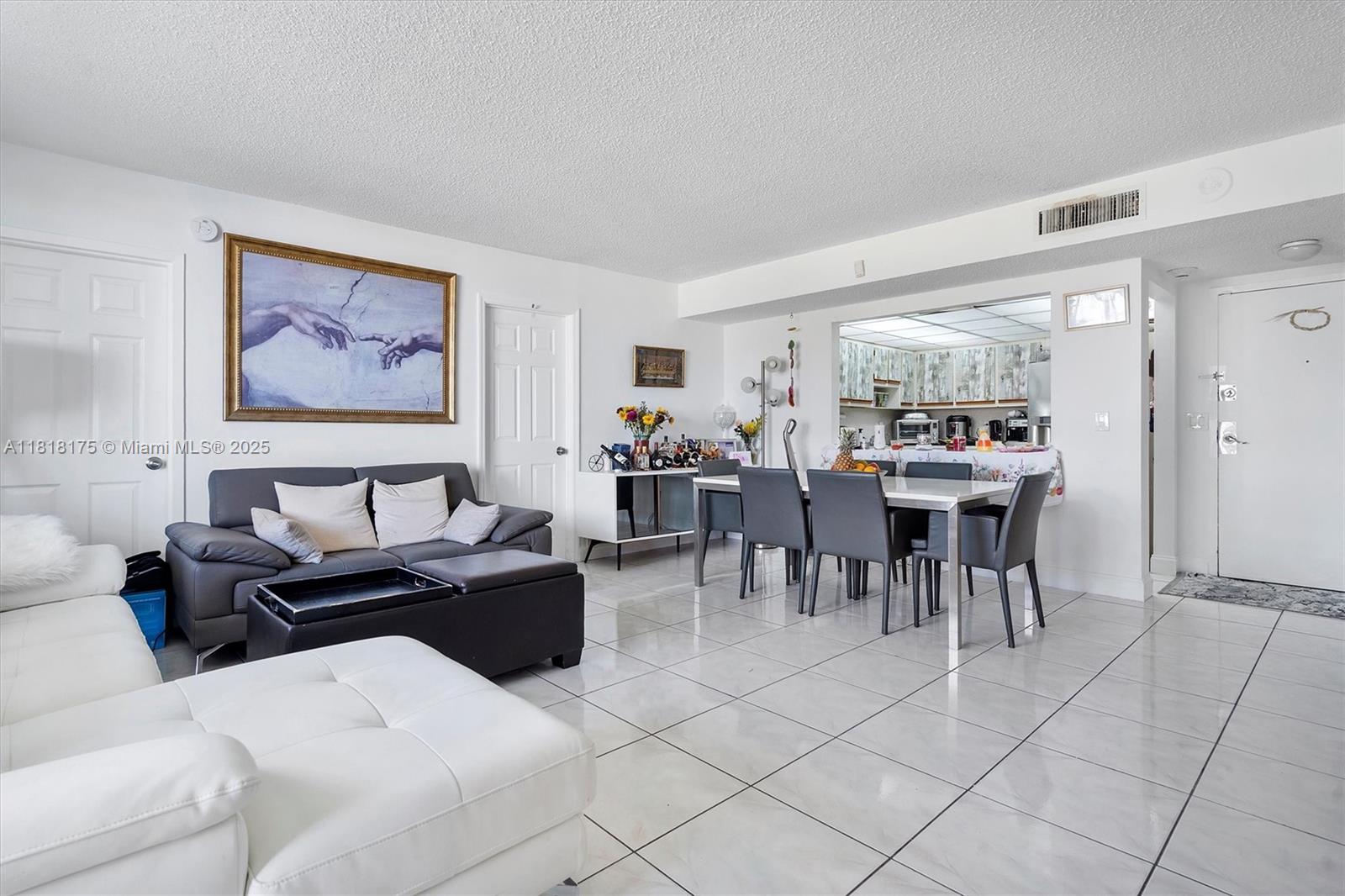 Residential in North Miami 4