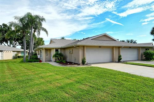 28-5609 Evergreen Dr, Sarasota, FL, 34233-1649 | Card Image