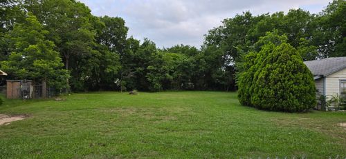 122 Oak St, Lancaster, TX, 75146-1638 | Card Image