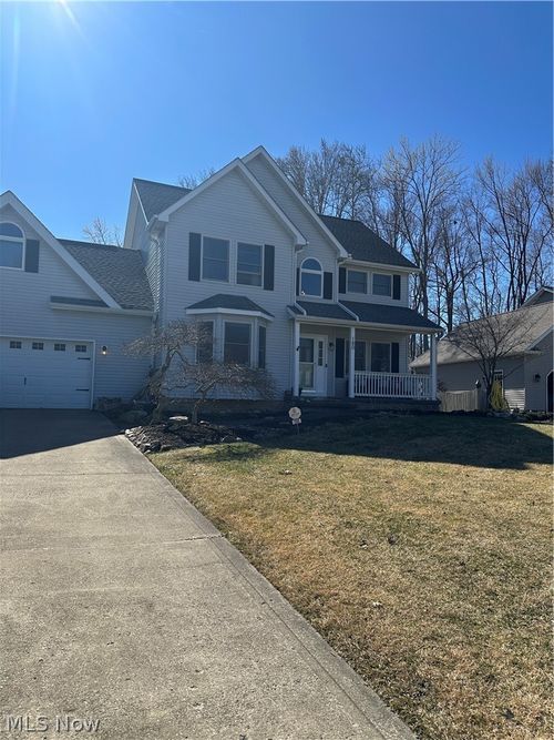 180 Radley Dr, Painesville, OH, 44077-5475 | Card Image