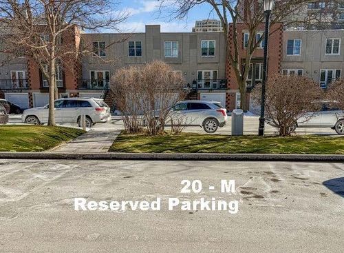 unit-m-20 W 15th St, Chicago, IL, 60605-2992 | Card Image