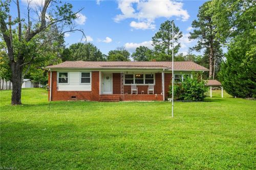 1118 Johnsontown Road, Thomasville, NC, 27360 | Card Image