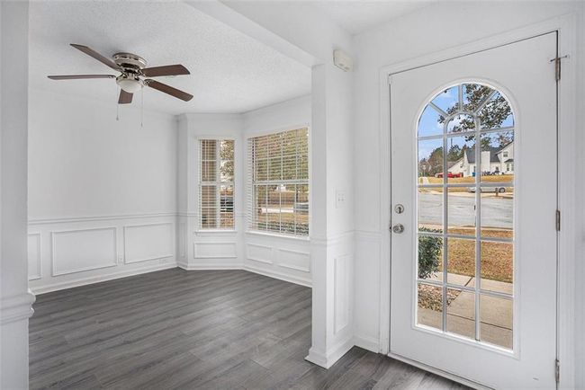 6876 Wildboar Dr, House other with 4 bedrooms, 3 bathrooms and 4 parking in Fairburn GA | Image 4
