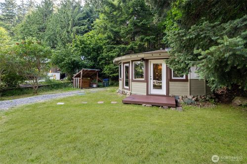 1217 Jamison St, Lummi Island, WA, 98262-8611 | Card Image