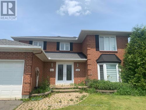 6136 Voyageur Dr, Orleans, ON, K1C2W3 | Card Image