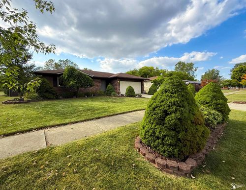 25388 Kelli Ct, Taylor, MI, 48180-5071 | Card Image