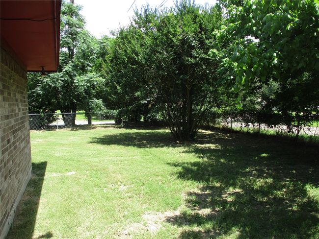View of yard | Image 10