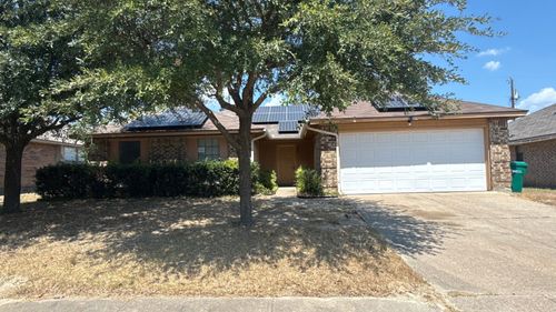 914 Larue Dr, Cedar Hill, TX, 75104-9301 | Card Image