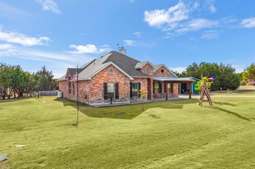 7717 Westover Hills Dr, Rio Vista, TX, 76093-3532 | Card Image