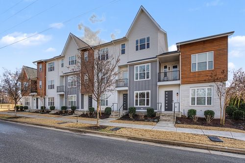 732 James Ave, Nashville, TN, 37209-1292 | Card Image