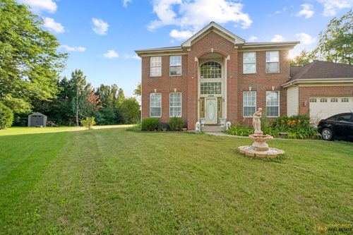 2705 Westwood Cir, Carpentersville, IL, 60110-3363 | Card Image