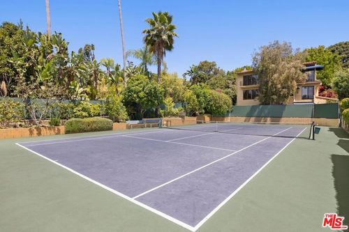 1121 La Collina Dr, Beverly Hills, CA, 90210-2634 | Card Image