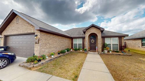 160 Nottingham Way, Elmore, AL, 36025-1163 | Card Image